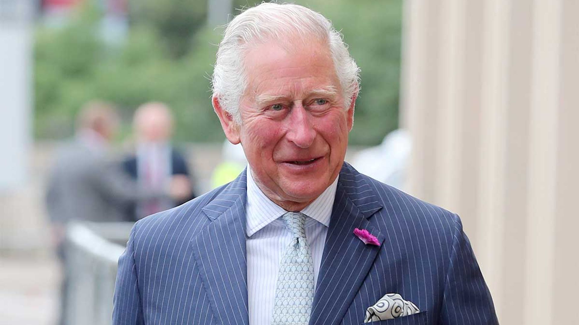 Prince Charles given unique gift as he thanks Tube workers - and it's ...