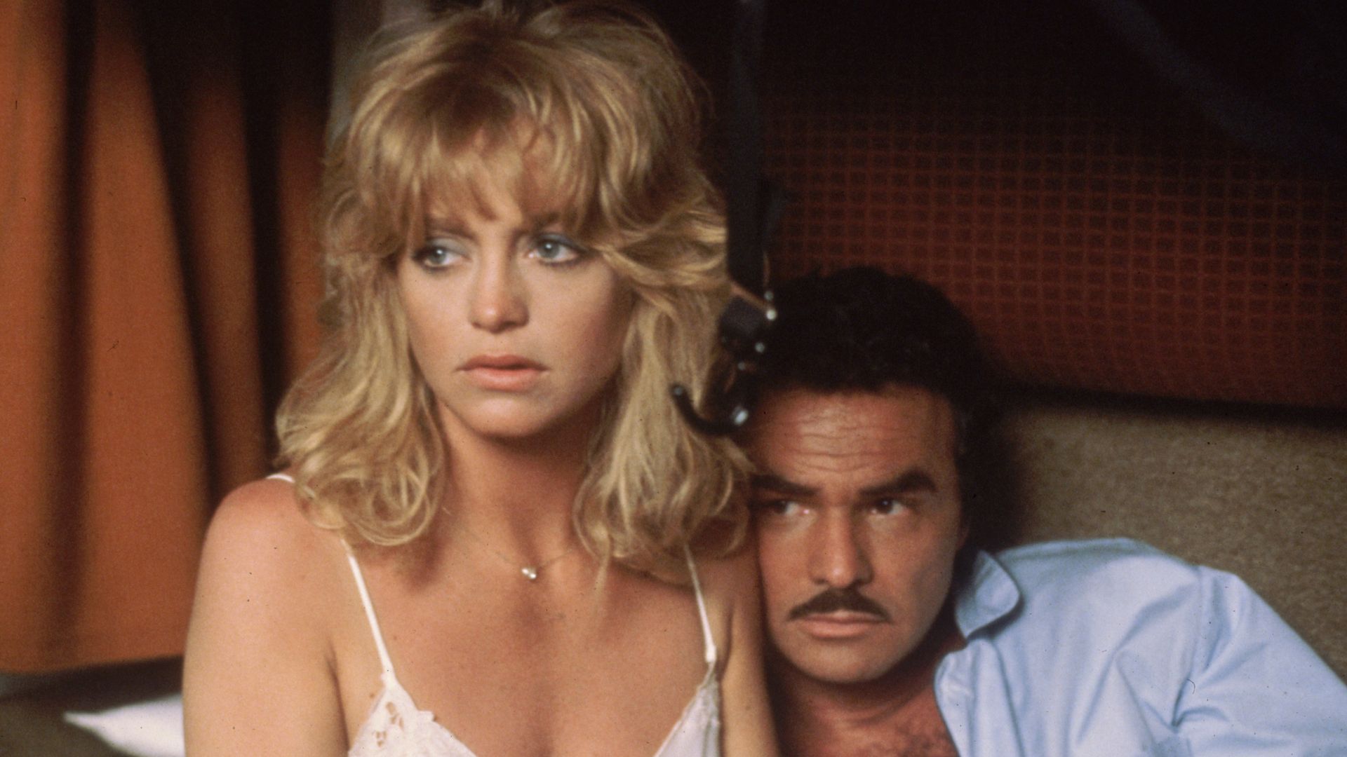1982: Goldie Hawn and Burt Reynolds star in the Warner Brothers comedy romance 'Best Friends', directed by Norman Jewison. (Photo by Hulton Archive/Getty Images)