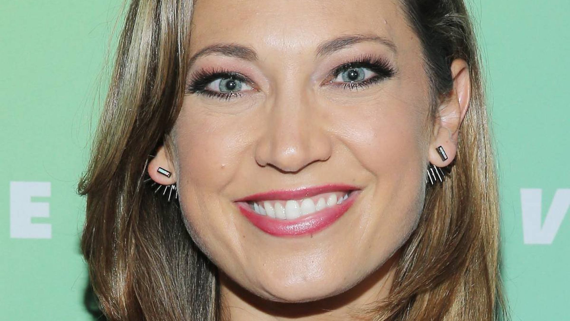 gma ginger zee toned physique inside home gym