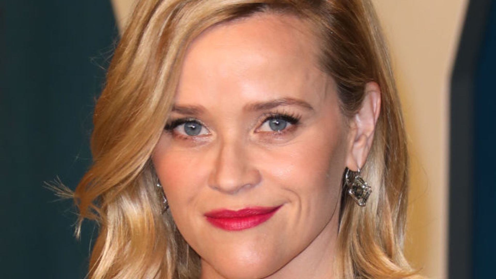 reese witherspoon red carpet