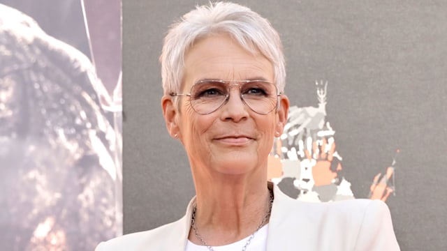 jamie lee curtis bloody photo