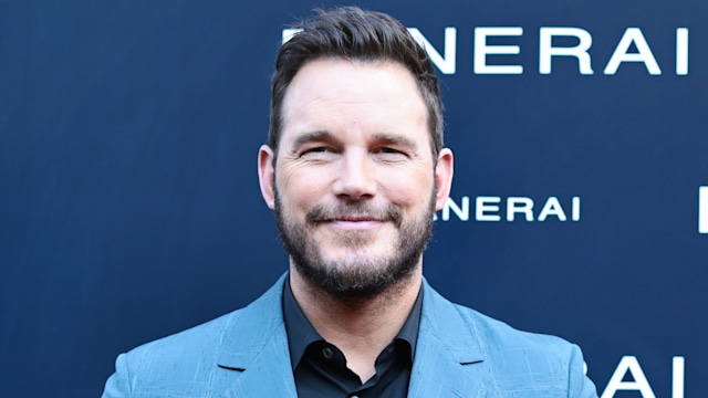 Chris Pratt attends the Panerai Store Opening in NYC in blue suit