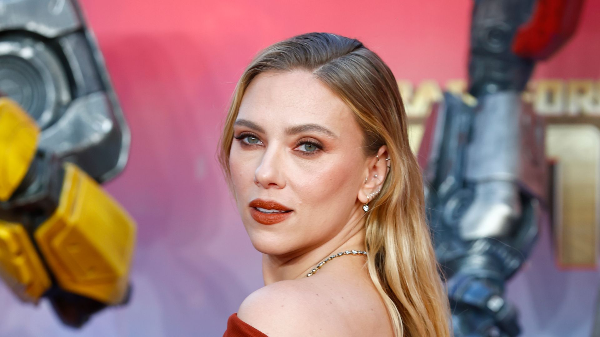 Scarlett Johansson reveals her 'super close' bond with twin brother