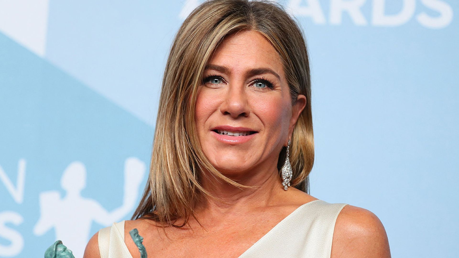 Jennifer Aniston wows fans with unseen photos from Friends reunion HELLO!