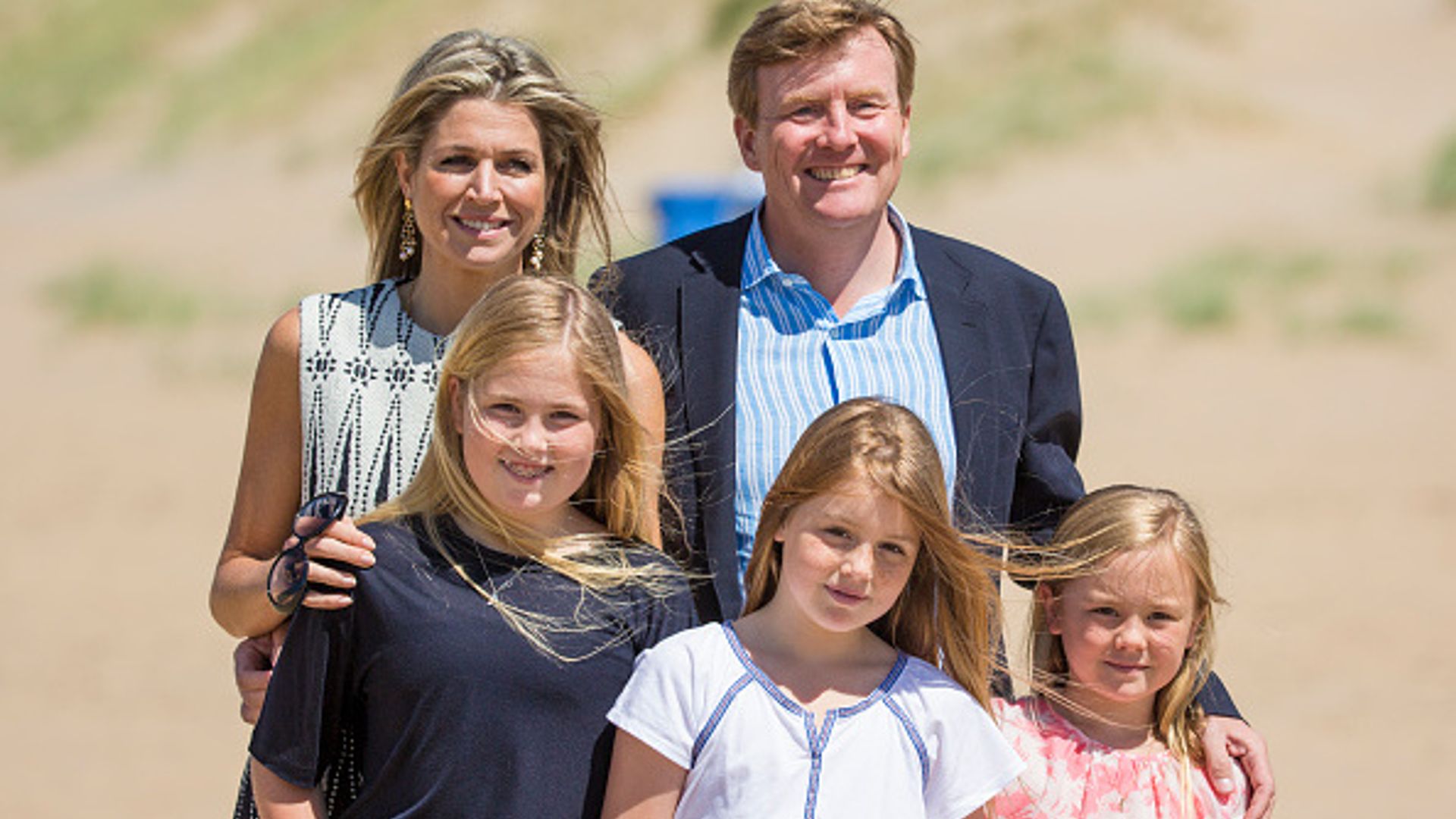 Queen Máxima, King Willem-Alexander spend day with girls on the beach