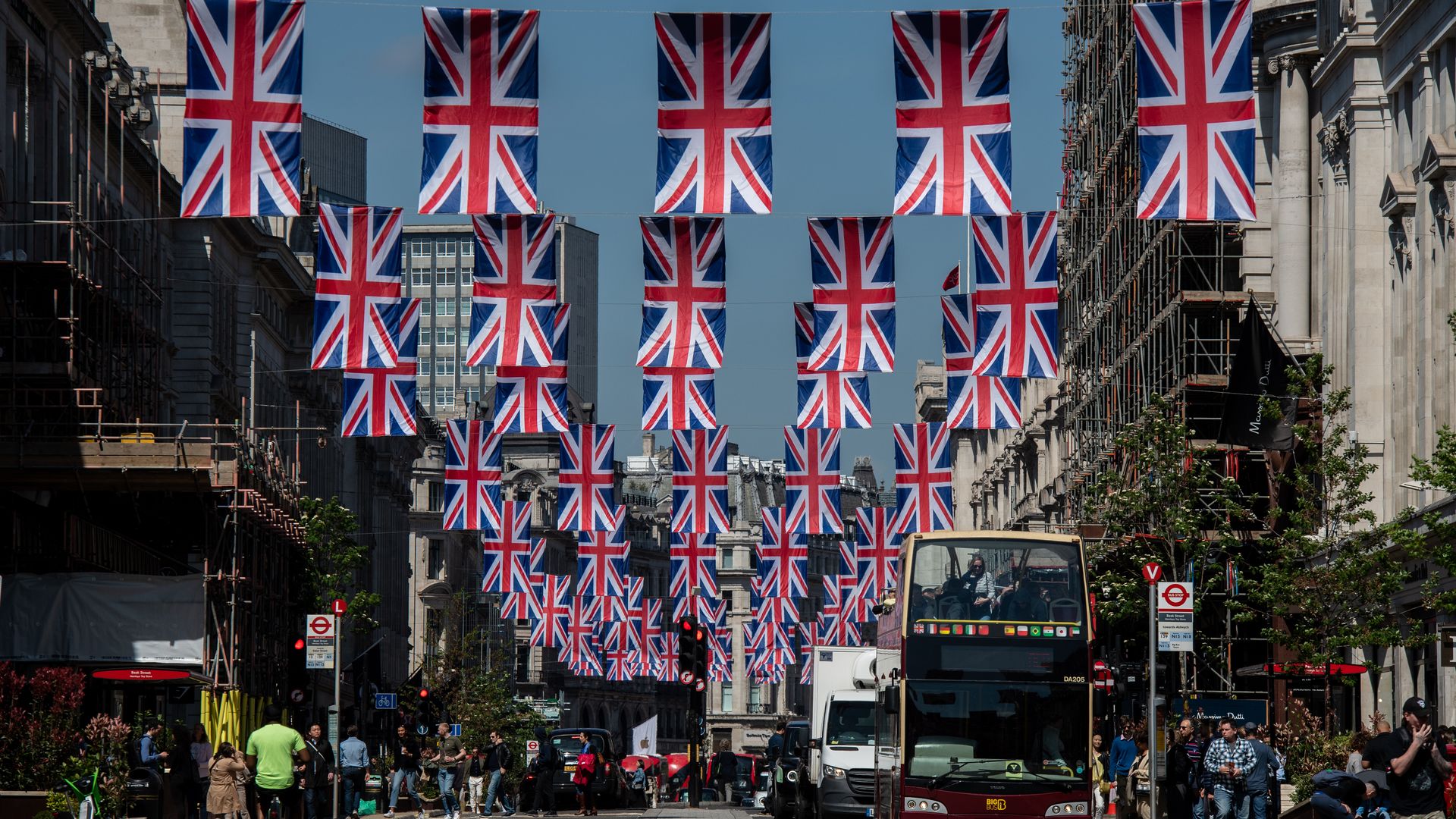 How much will King Charles' coronation cost? HELLO!