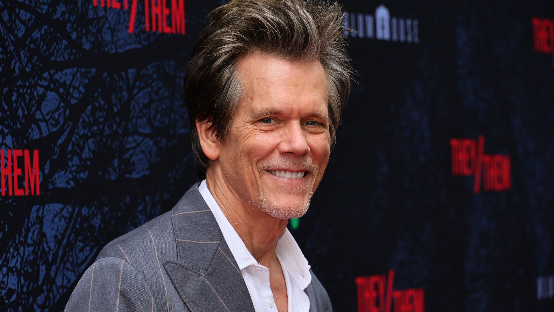 Kevin Bacon's bonding session with lookalike daughter Sosie has fans in tears