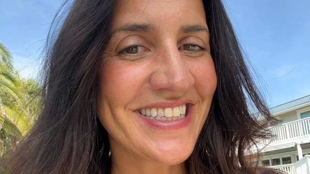 Smiling brunette woman