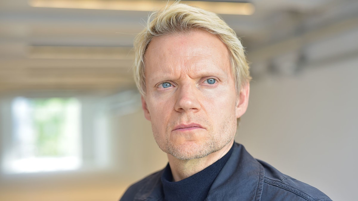 Van der Valk star Marc Warren’s love life and relationship history with famous exes