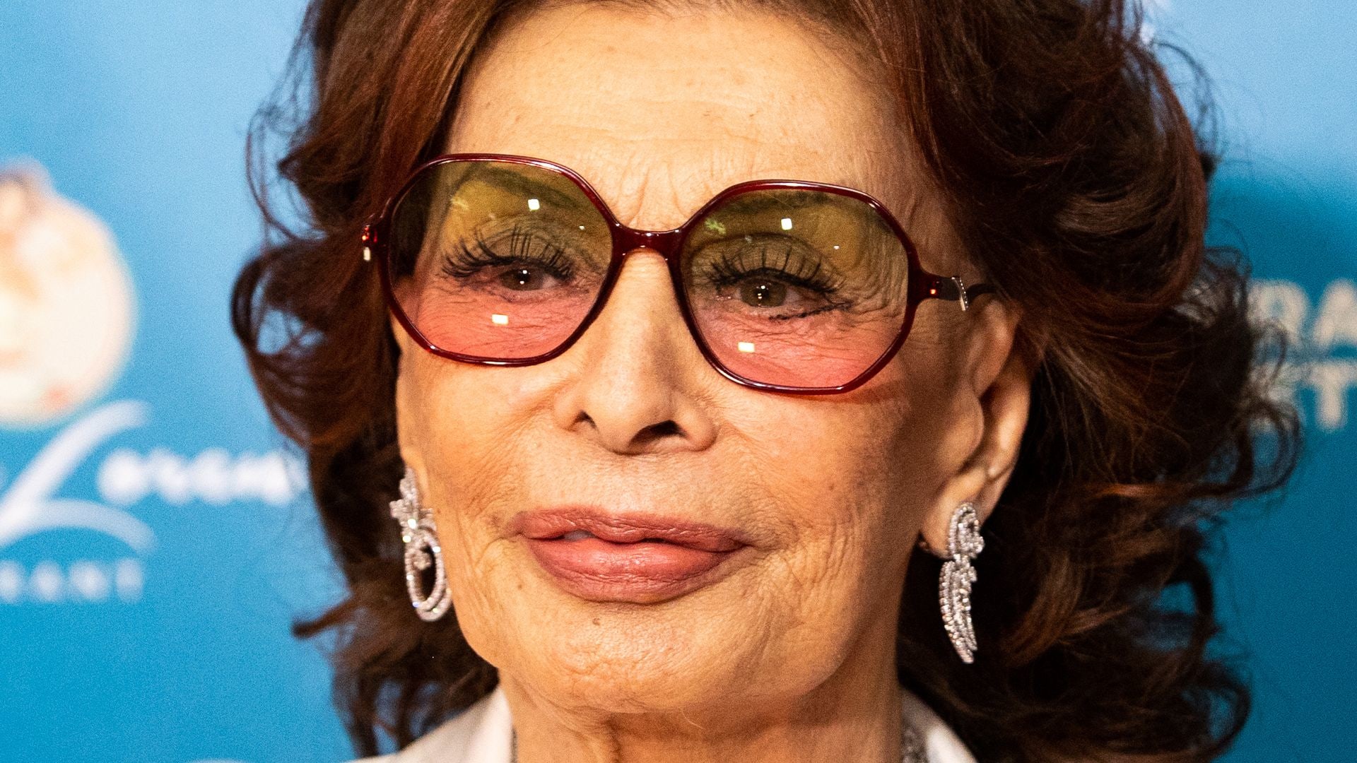 Sophia Loren, 89, in hospital with multiple fractures after bad fall