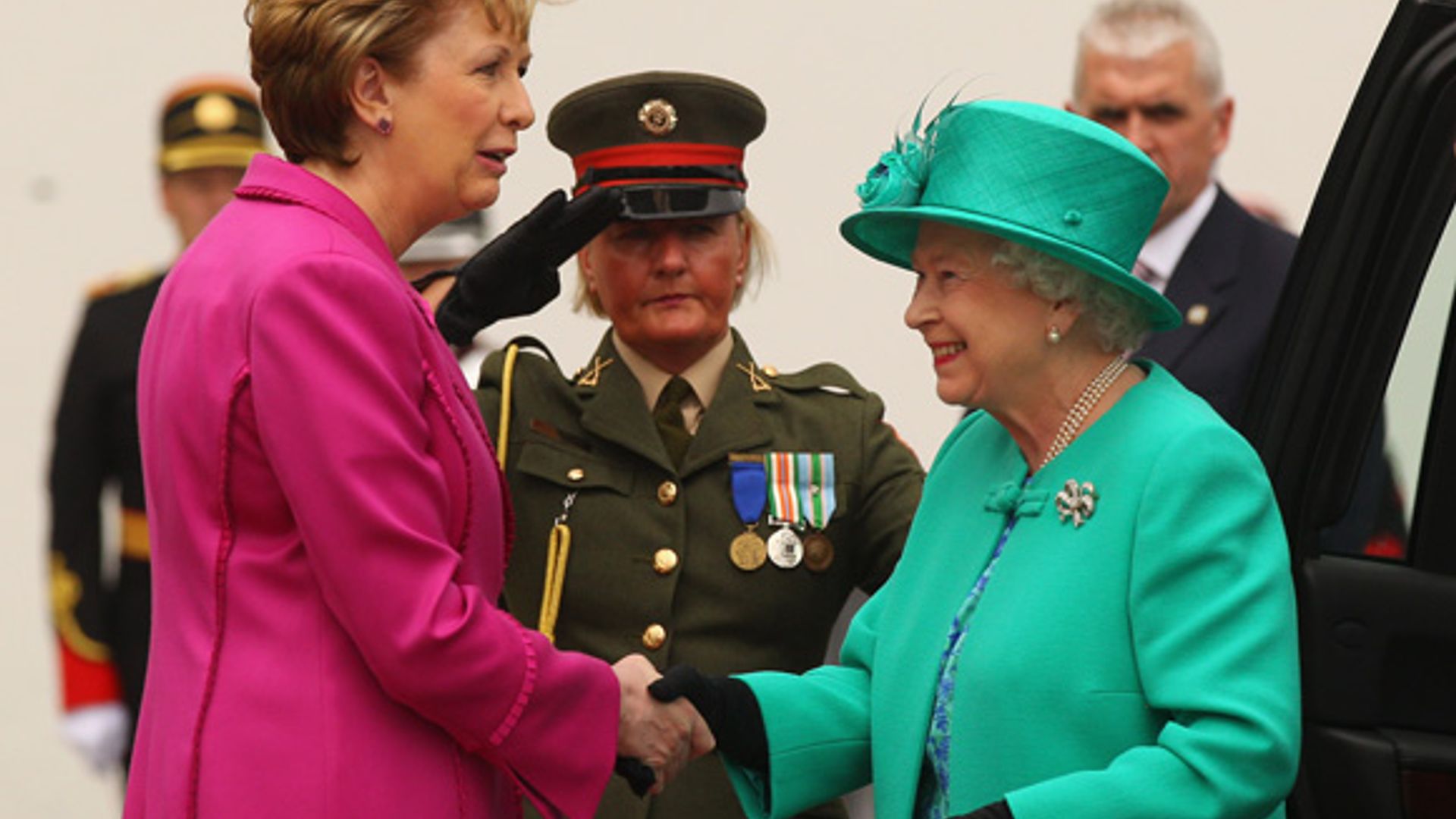 queen ireland 08 