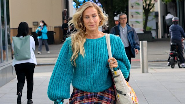 SJP in blue tights