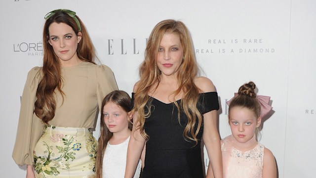 Riley, Lisa Marie, Finley, and Harper on the red carpet.