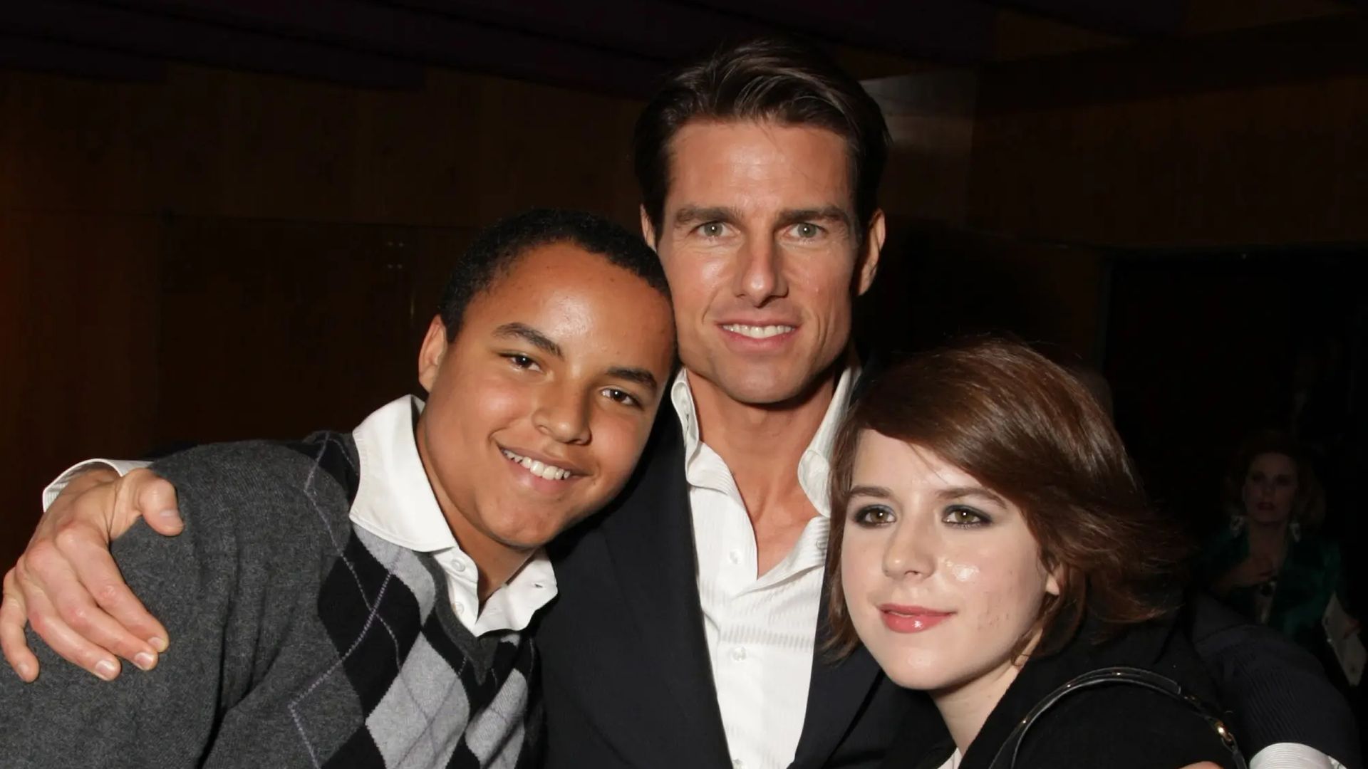 Tom Cruise poses with his and Nicole Kidman’s two kids Connor and Bella in ultra rare photo