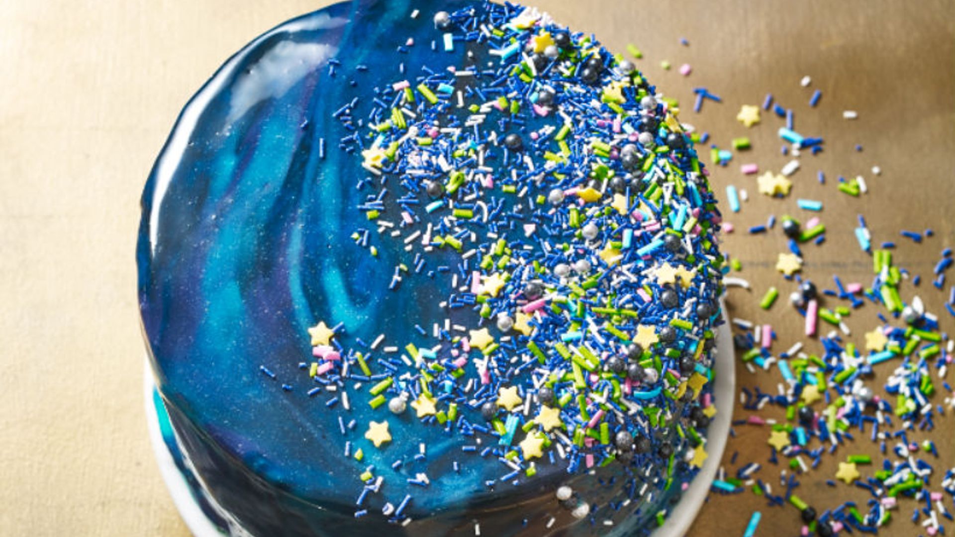 Lime ginger galaxy cake