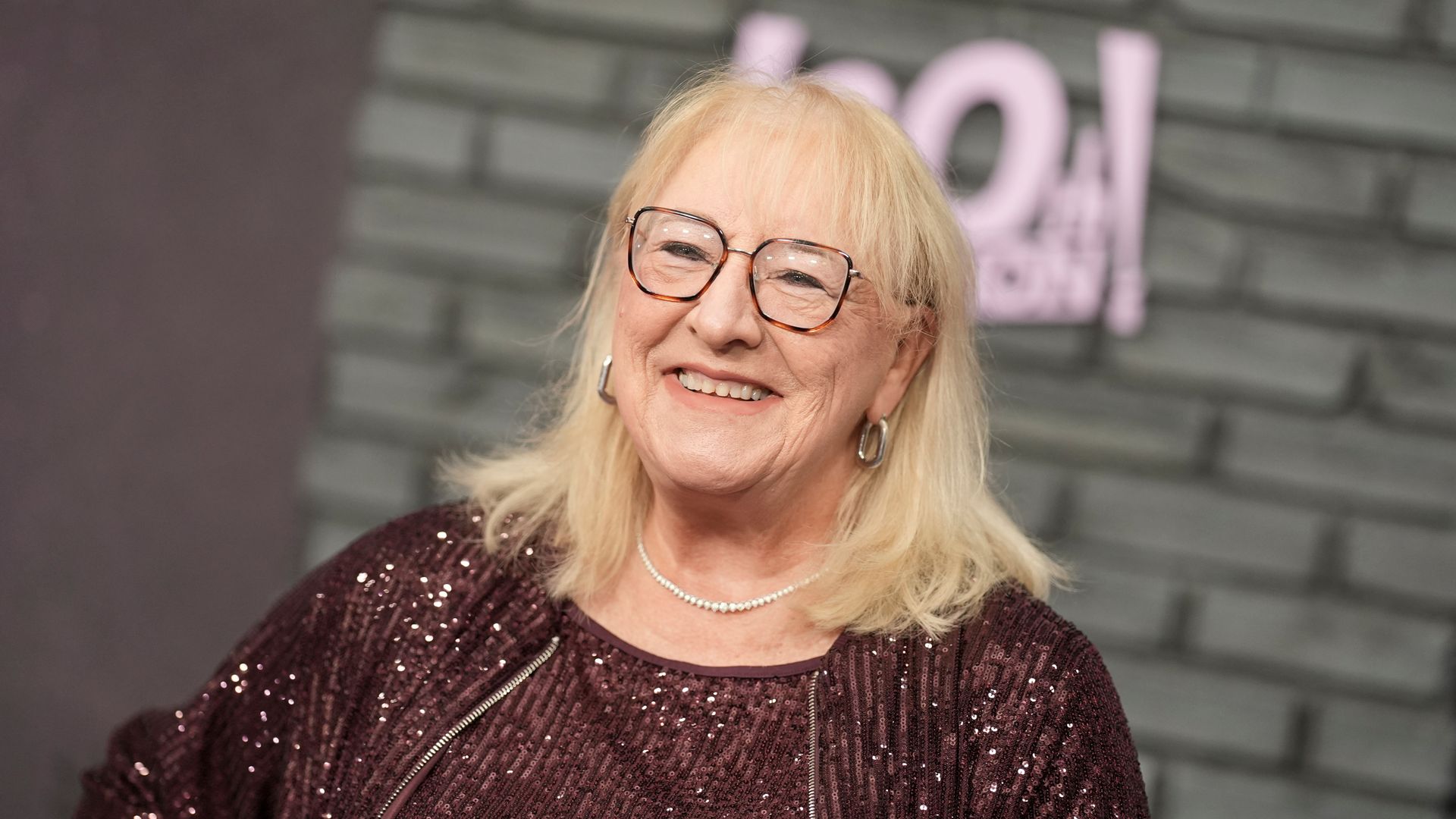 donna kelce red carpet