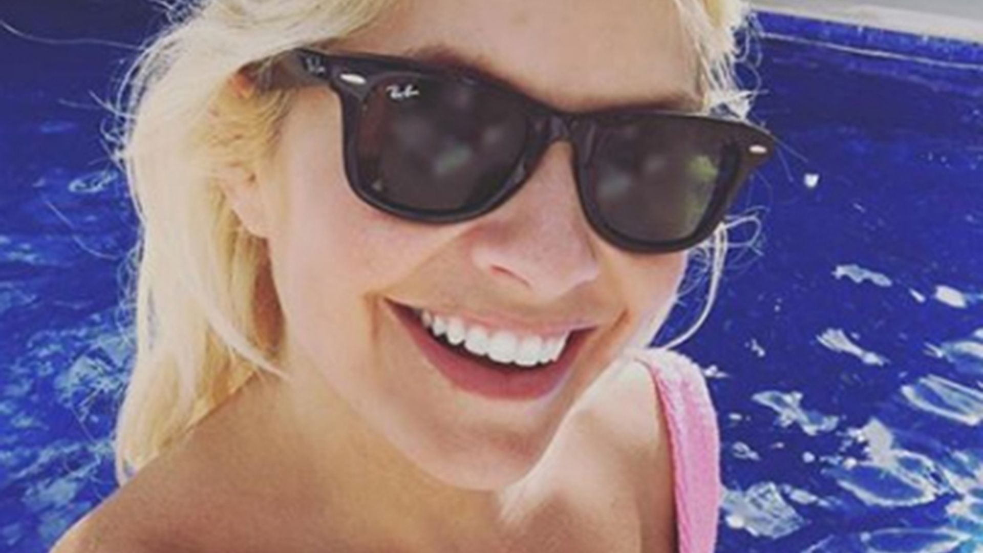 holly willoughby swimsuit