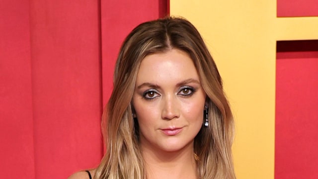 Billie Lourd attends the 2024 Vanity Fair Oscar Party Hosted By Radhika Jones at Wallis Annenberg Center for the Performing Arts on March 10, 2024 in Beverly Hills, California