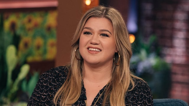 kelly clarkson kids aquaman