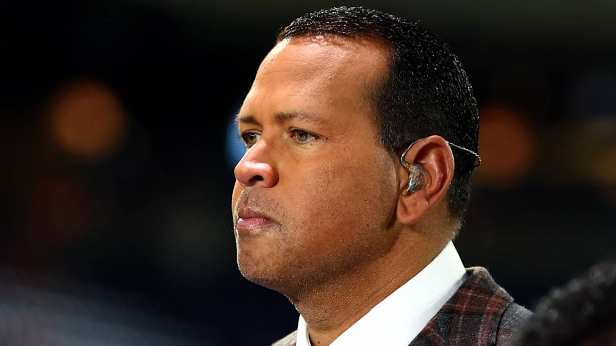 Alex Rodriguez says he would never abandon his daughters