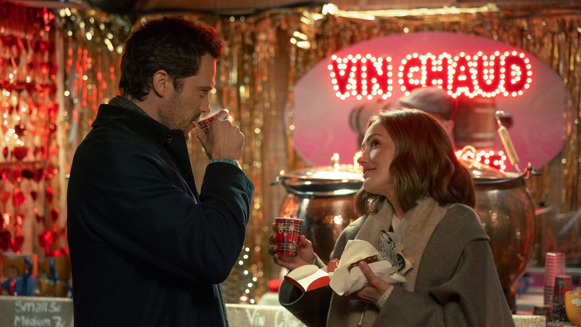 Tom Wozniczka as Henri Cassell and Minka Kelly as Sydney Price in Champagne Problems