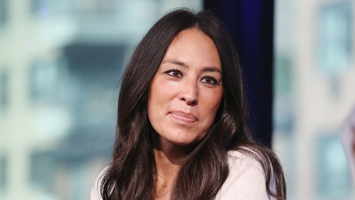 Joanna Gaines talks 'tension' and 'letting go' in emotion-driven message ahead of change at home