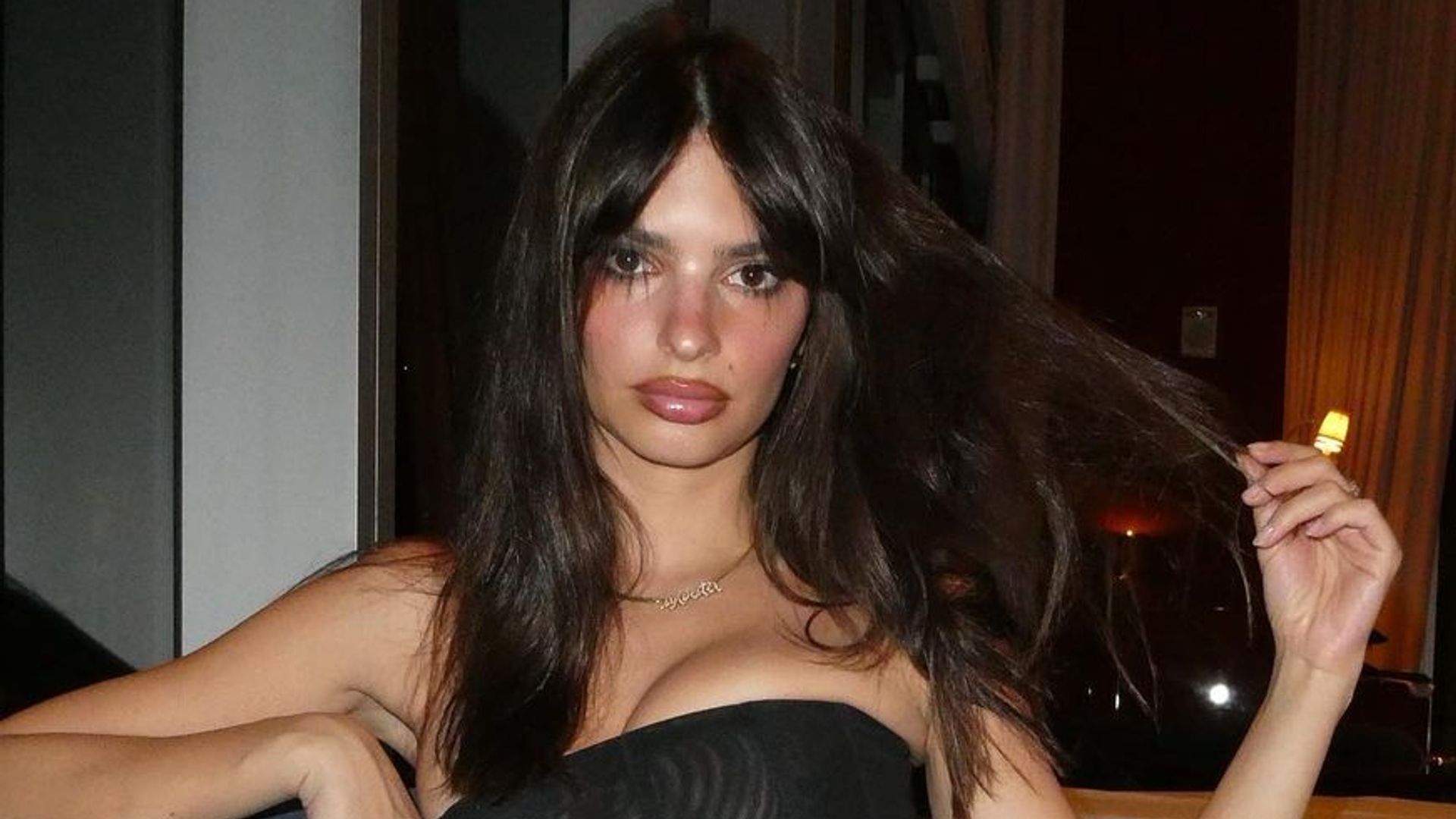 Emily Ratajkowski just showed us 5 ways to wear the sheer mesh trend this summer