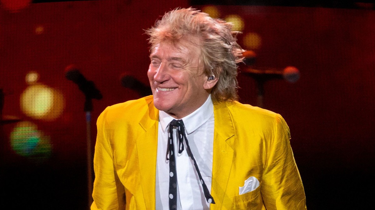 Rod Stewart and son Alastair look so alike as they celebrate milestone ...