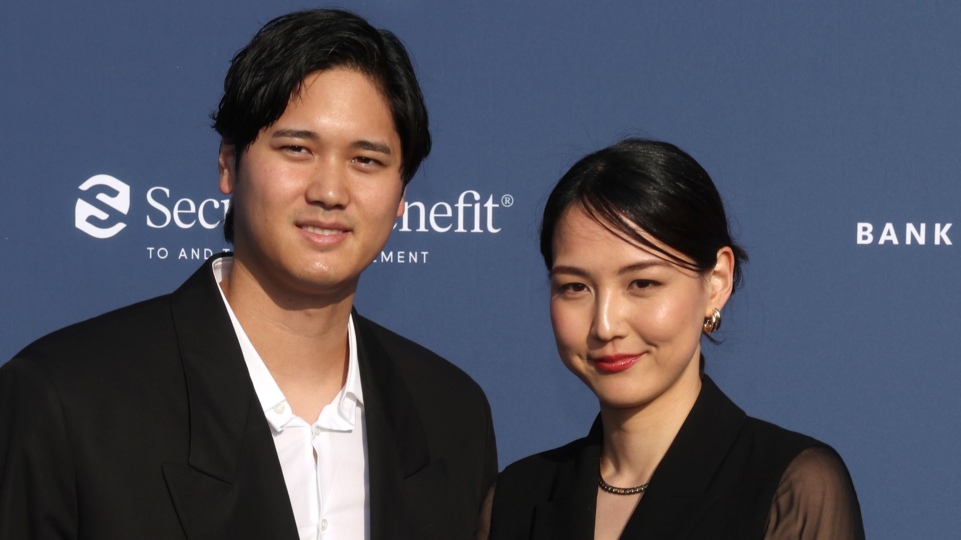 Shohei Ohtani and Mamiko Tanaka attend The Los Angeles Dodgers Foundation's 2024 Blue Diamond Gala