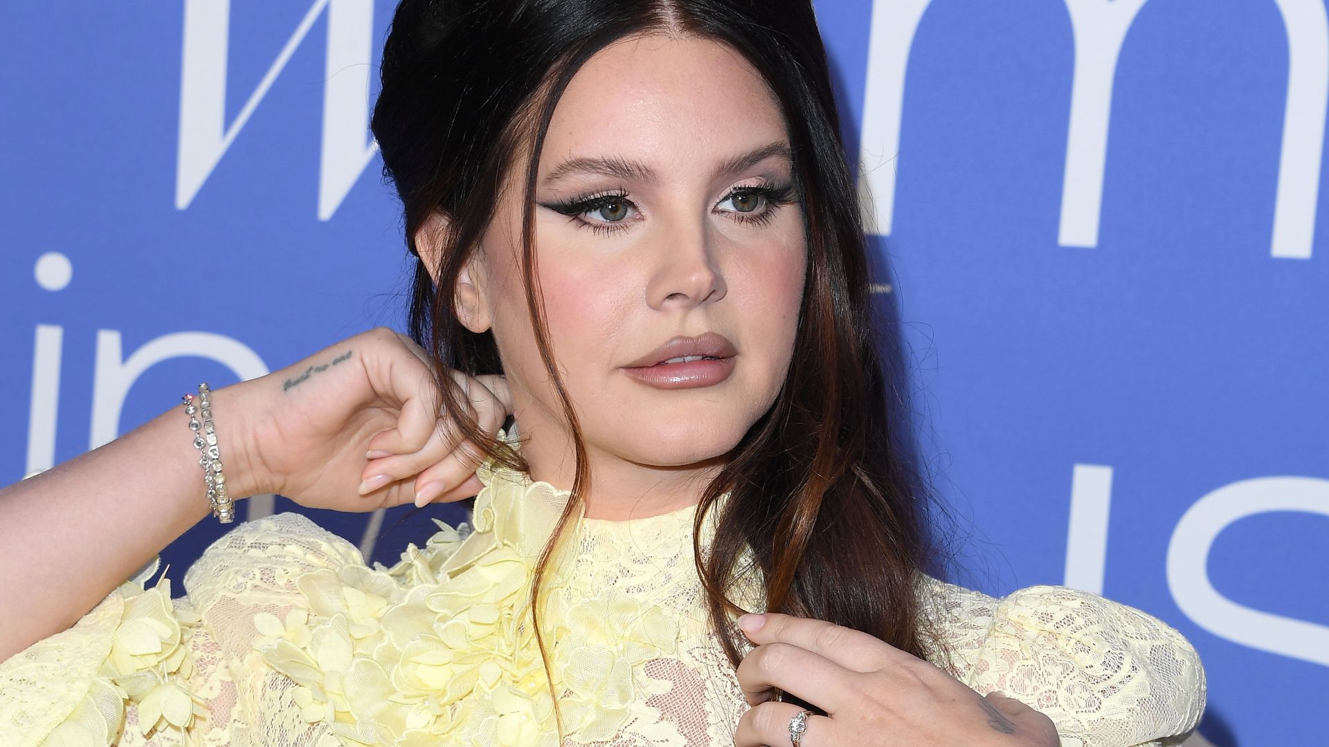 Lana is seen wearing her engagement ring 