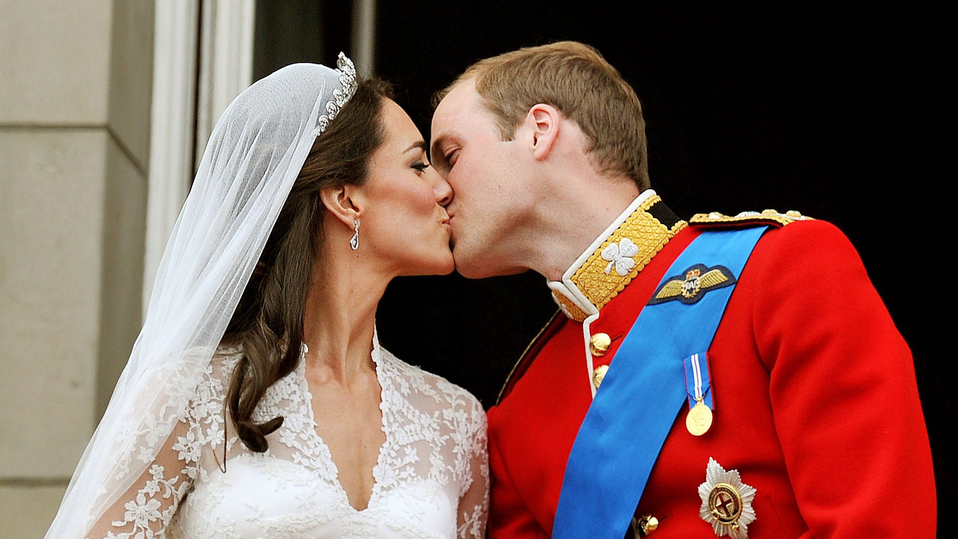 The Prince and Princess of Wales' famous post-wedding kiss occured on the Buckingham Palace balcony