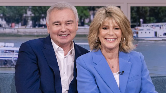 Ruth Langsford and Eamonn Holmes on the This Morning sofa