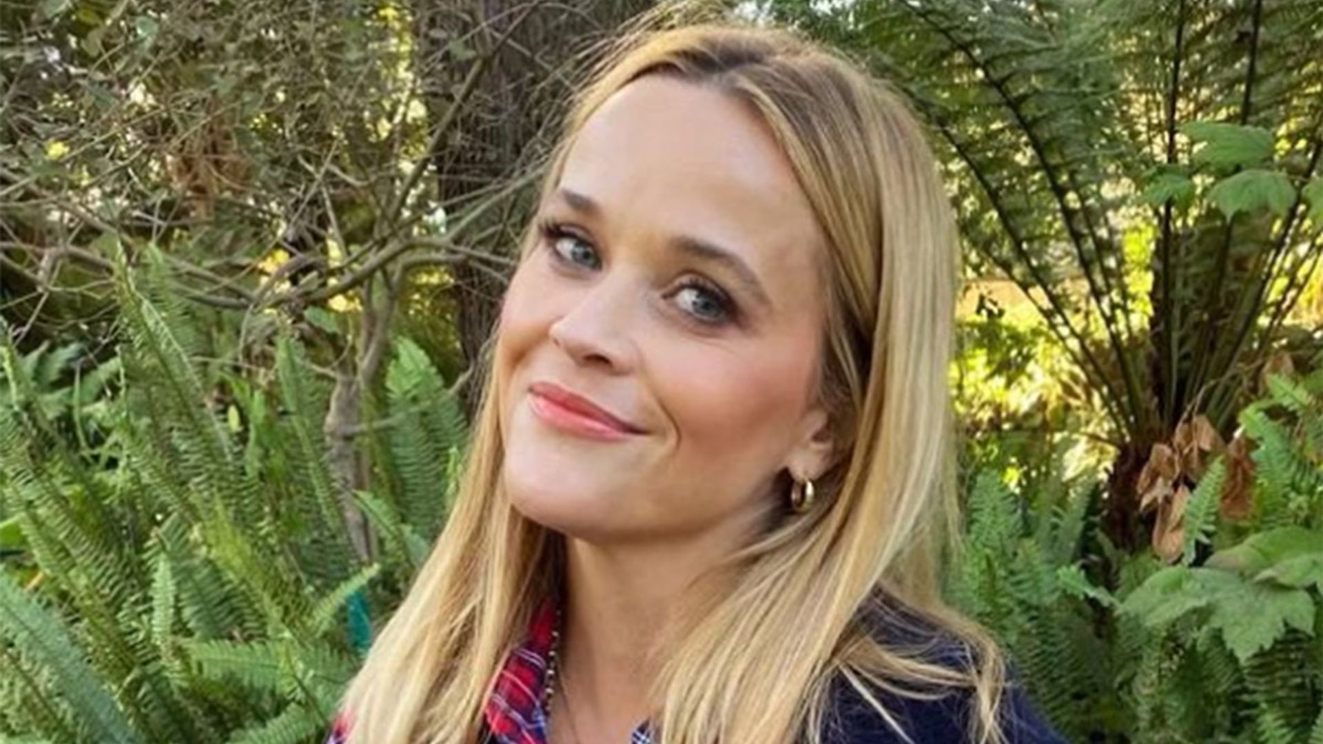 reese witherspoon garden