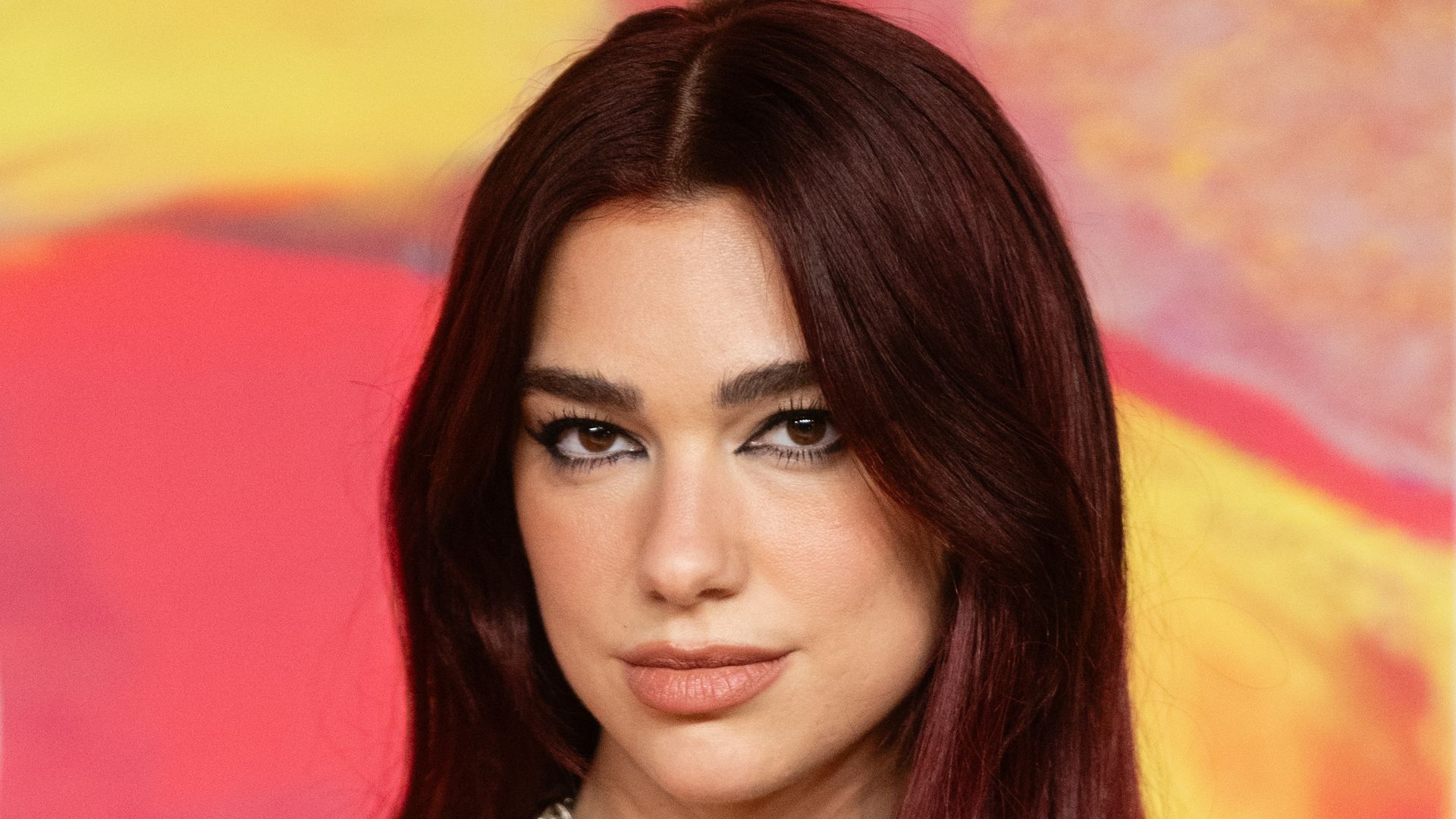 Dua Lipa opens up about her tour diet for a 'strong and healthy' body ...