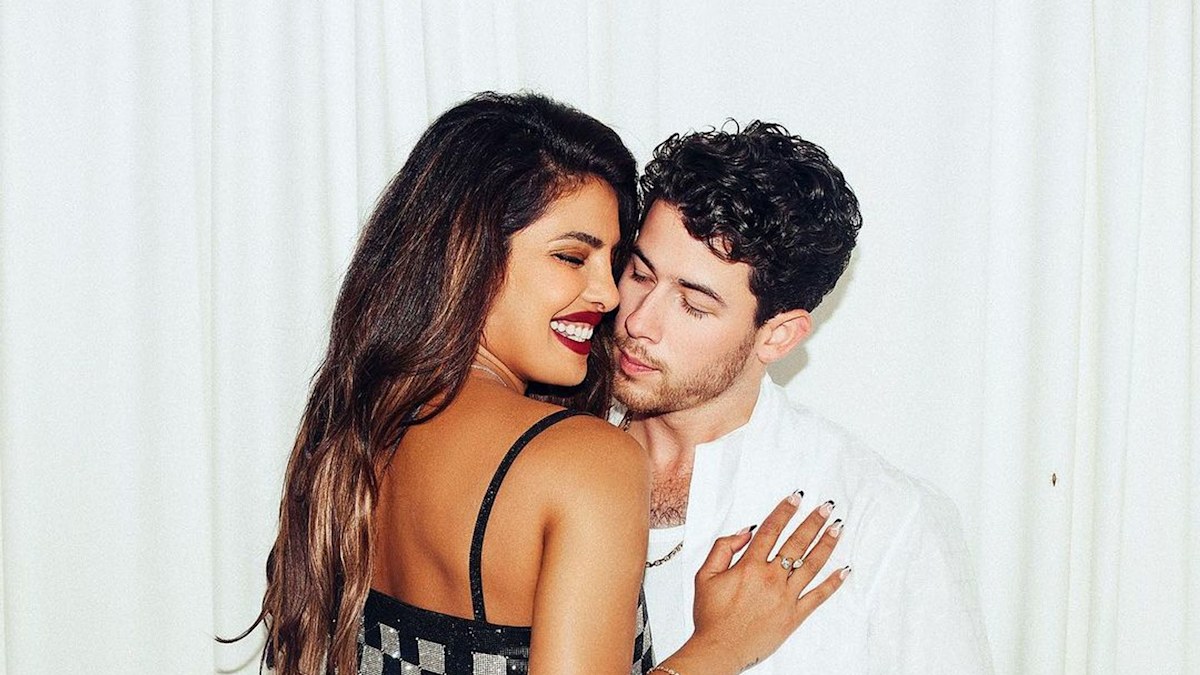 Priyanka Chopra and daughter Malti make rare appearance in support of Nick Jonas Priyanka Chopra and daughter Malti make rare appearance in support of Nick Jonas