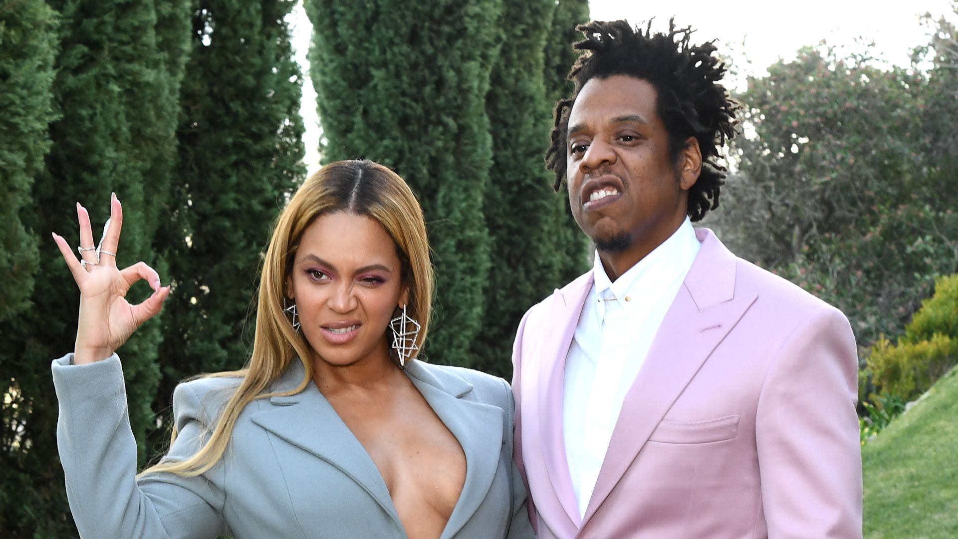 Beyoncé's solid gold figure-hugging date night look with Jay-Z steals the show