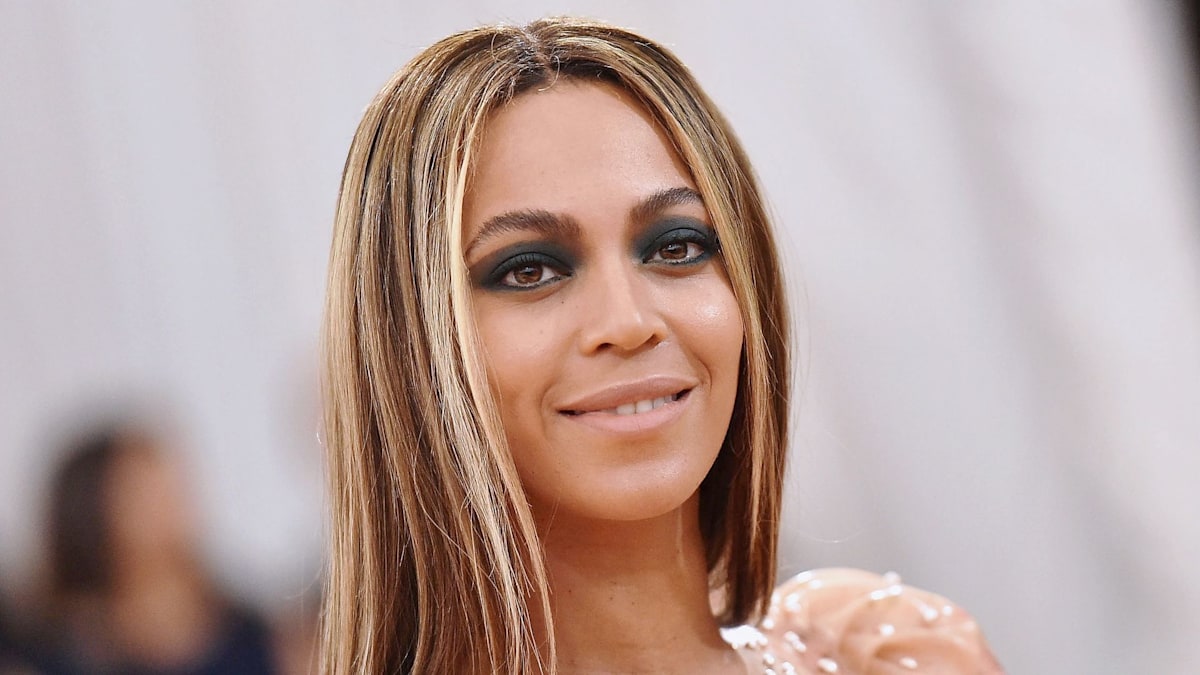Beyonce confuses fans in childhood video with uncanny resemblance to daughter Blue Ivy