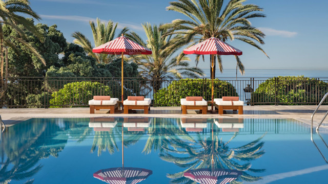 El Fuerte Hotel in Marbella - the adults only pool 