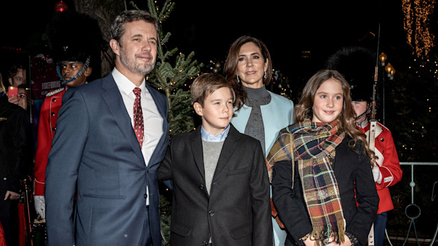 Frederik and Mary with their twins at the ballet in 2022