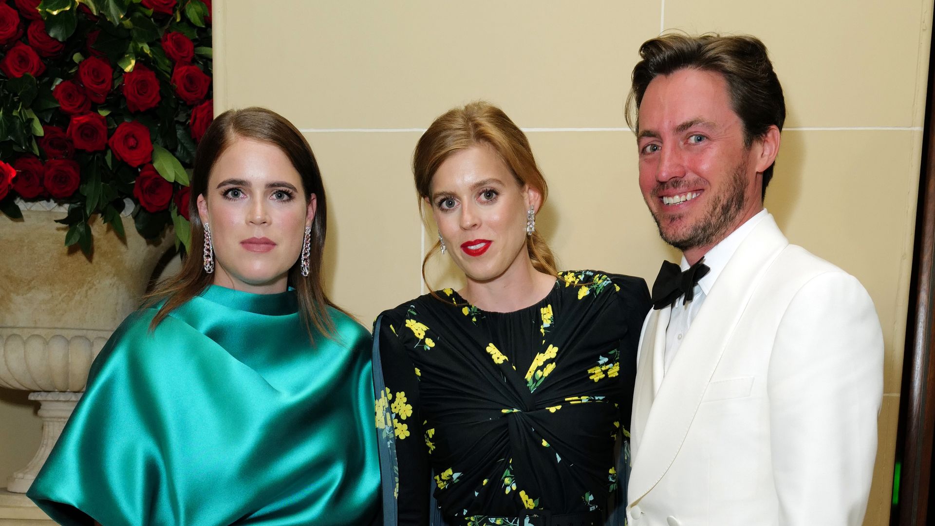 Princesses Eugenie and Beatrice stun as they join Hollywood royalty ...