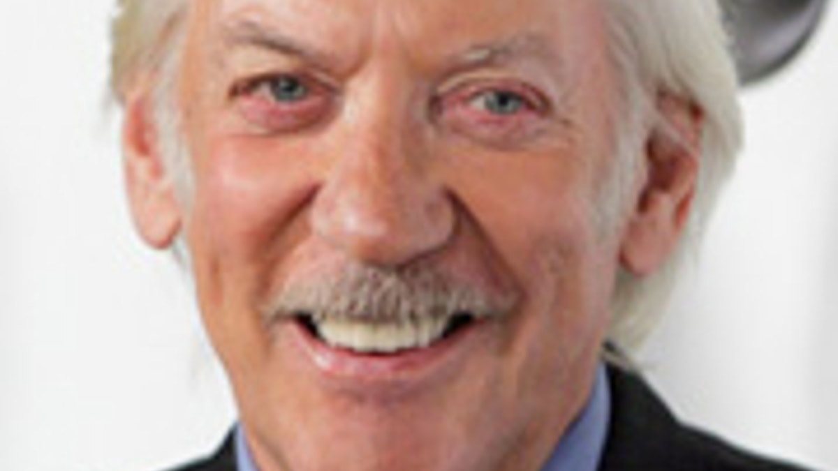Donald Sutherland - Biography | HELLO!