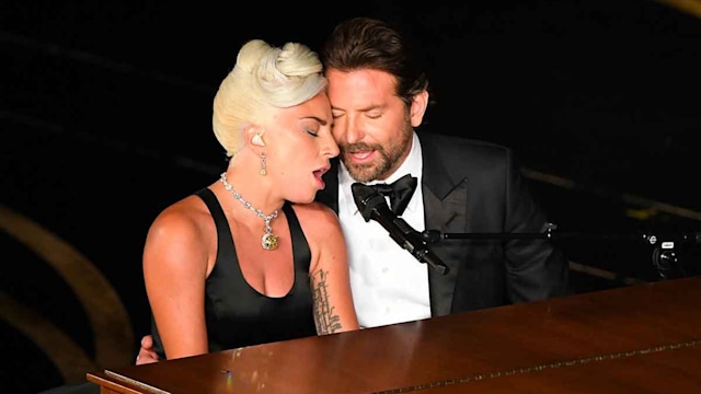 lady gaga bradley cooper duet