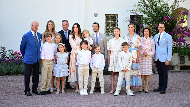 King Carl Gustaf and Queen Silvia with children and their spouses and their grandchildren