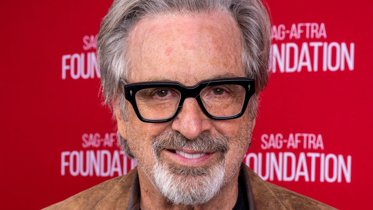 Lizzie McGuire and Revenge of the Nerds star Robert Carradine dead at 71