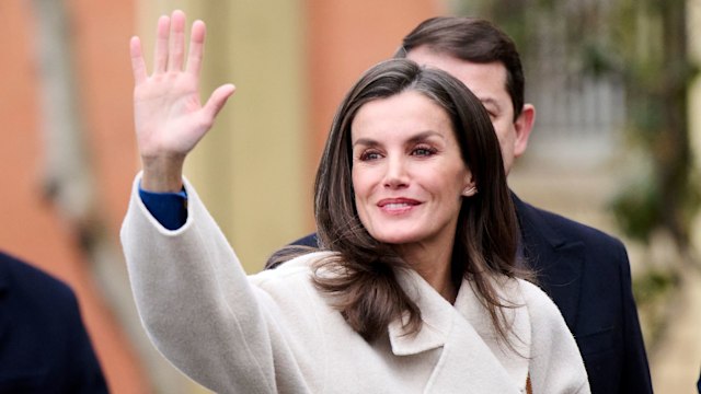 Queen Letizia of Spain waving 