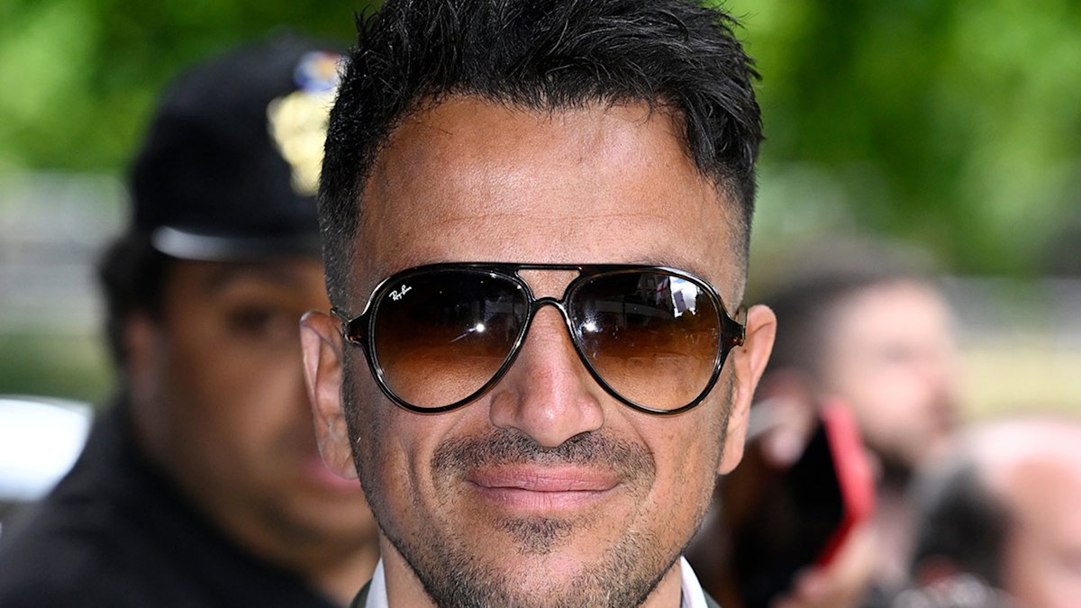 Peter Andre shows off incredible hair transformation – and fans are in ...