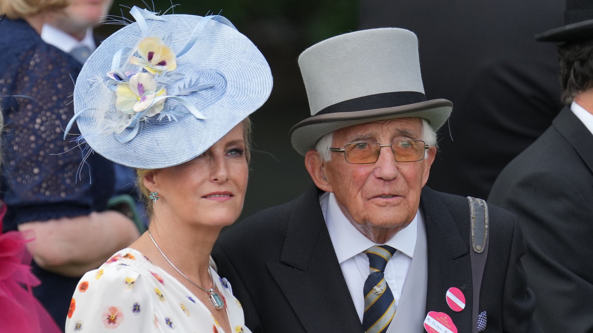 Sophie Wessex and her 92-year-old dad attending ascot.