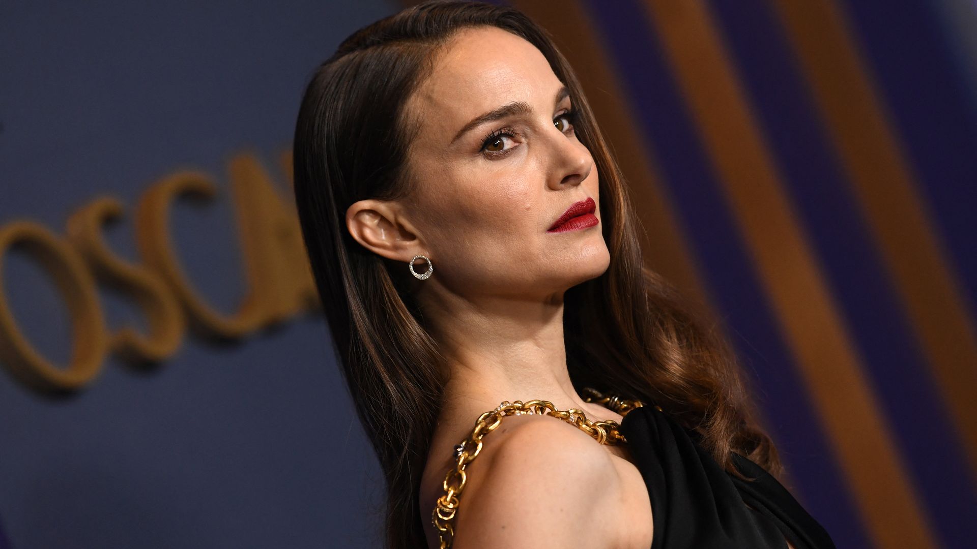 Natalie Portman turns heads in revealing lacy dress - see photos
