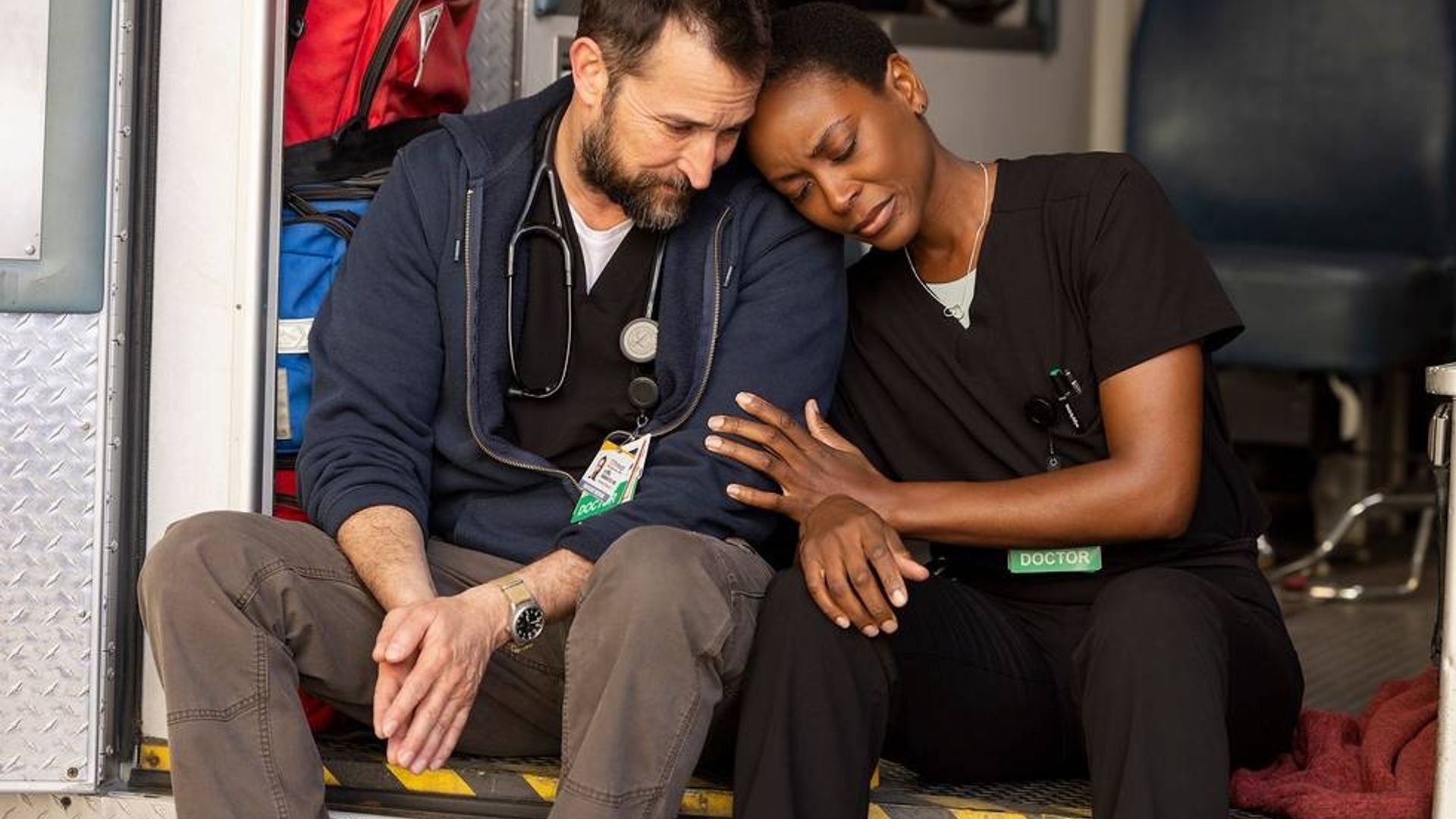Noah Wyle and Tracy Ifeachor in The Pitt