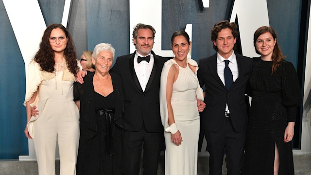 joaquin phoenix family